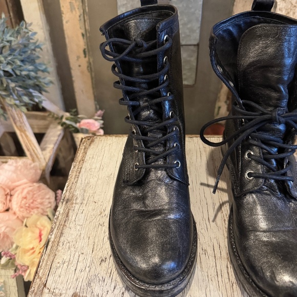 FRYE BOOT | LACE UP | COMBAT TYLER MOTO | BLK LEATHER SILVER METALLIC | VERONICA - Picture 8 of 15